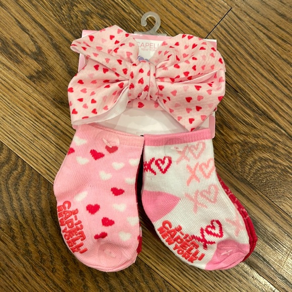 Capelli New York baby girl pink sock and headband bundle - Picture 2 of 9